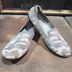 Clarks camo cloud stepper size 7.5